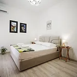 View Guest house 3*